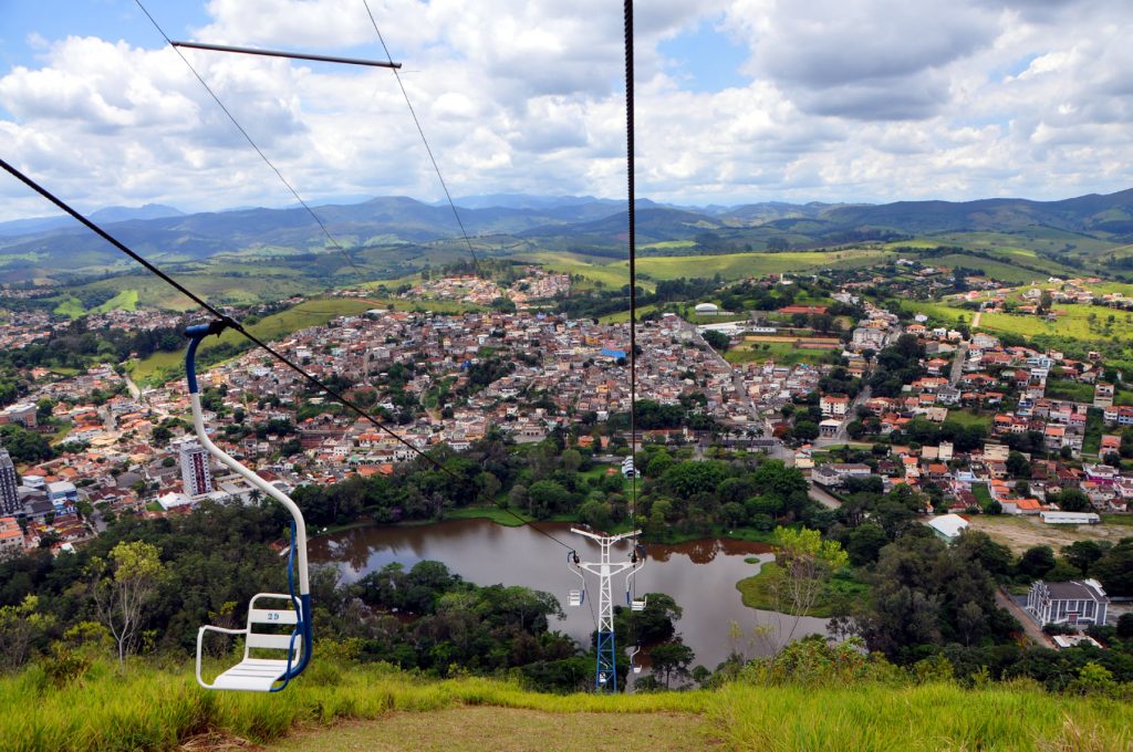 Vista panorâmica do descida do Teleférico de Caxambu, Minas Gerais